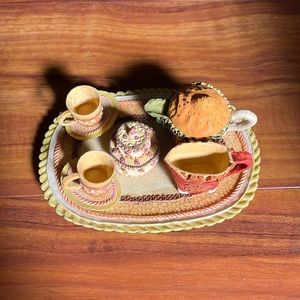 Miniature teaset
